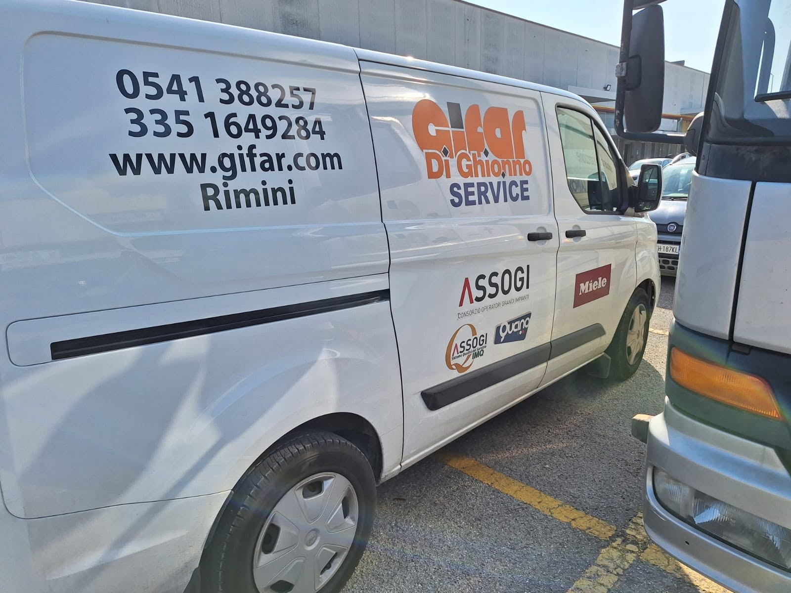 Decorazioni automezzi2
